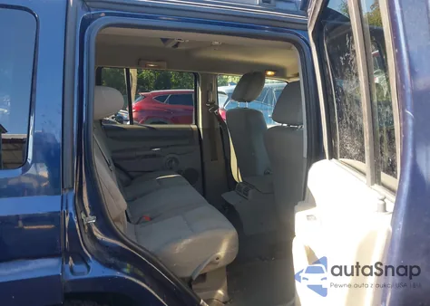 2006 Jeep Commander из США, поврежденный, VIN 1J8HG48N26C149256